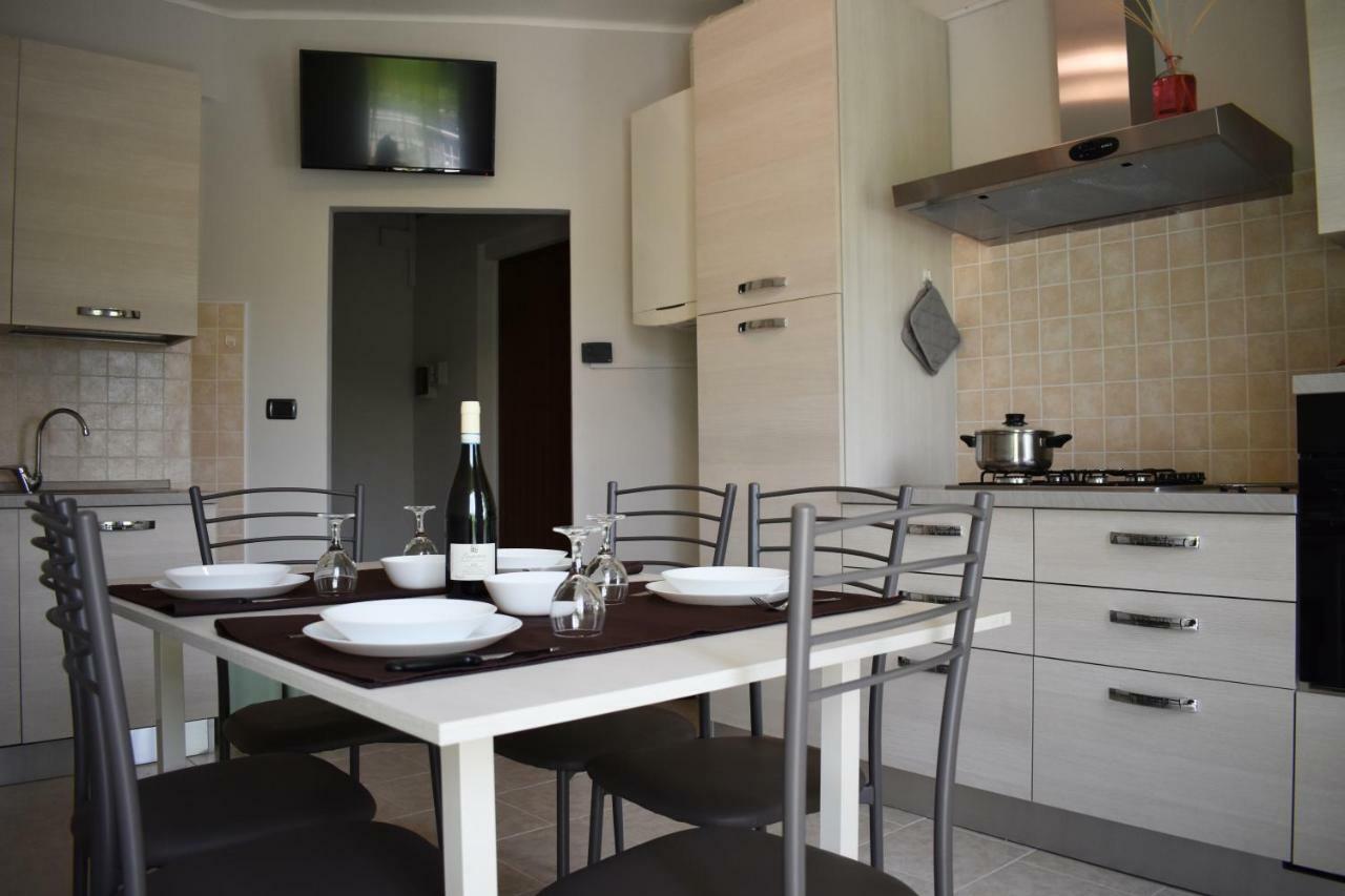 Lake Moments Apartment Peschiera del Garda Ngoại thất bức ảnh